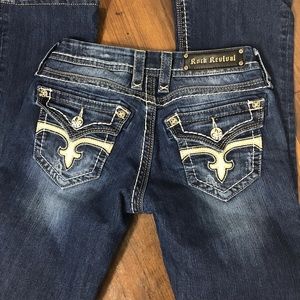 ⭐️Rock Revival⭐️ Buckle jeans like new Leah Boot